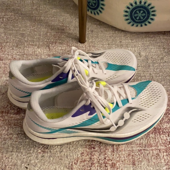 Saucony Endorphin Pro 2 (no insoles) - Picture 1 of 4